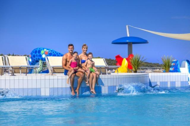 Mobile Homes - Lanterna Premium Camping Resort Tar-Vabriga Dış mekan fotoğraf